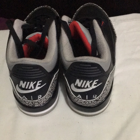 Jordan 3 - Picture 6 of 6